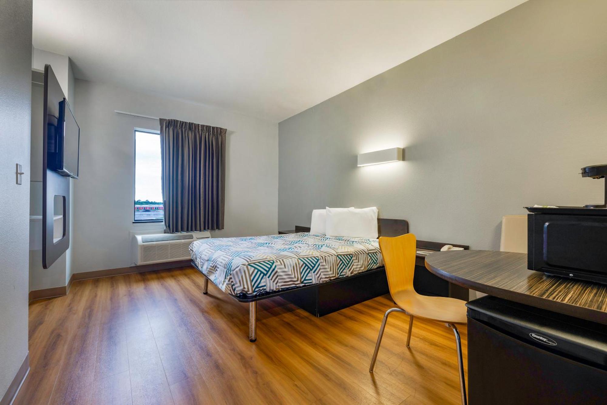 Motel 6 Texas City I-45 מראה חיצוני תמונה