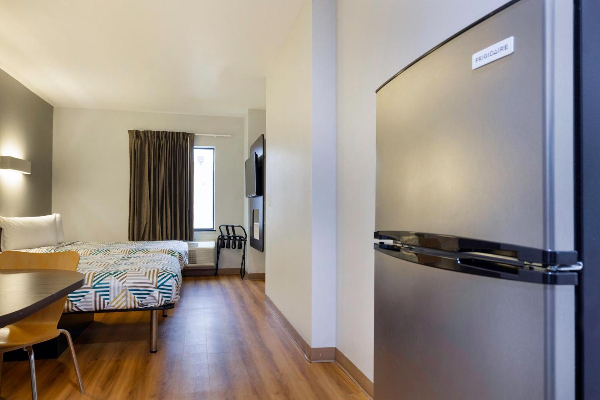 Motel 6 Texas City I-45 מראה חיצוני תמונה